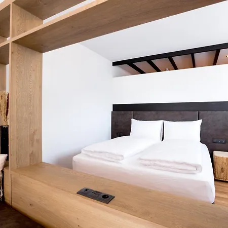 Apartment Der Wolf -suiten Sankt Anton am Arlberg