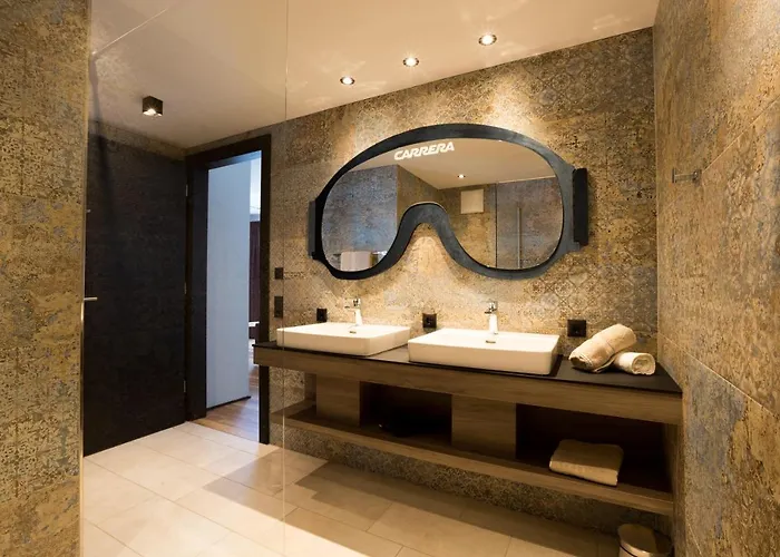 Der Wolf -suiten Lägenhet Sankt Anton am Arlberg