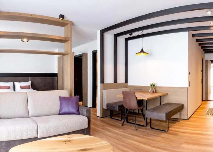 Lägenhet Der Wolf -suiten Sankt Anton am Arlberg